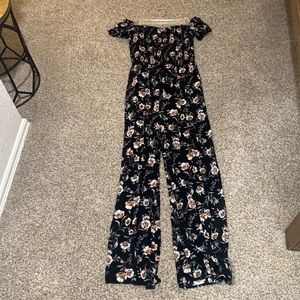 Flower jumpsuit with tie detail around waist
